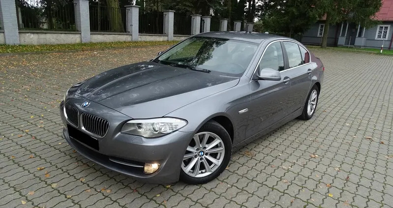 bmw BMW Seria 5 cena 45900 przebieg: 244000, rok produkcji 2011 z Kock